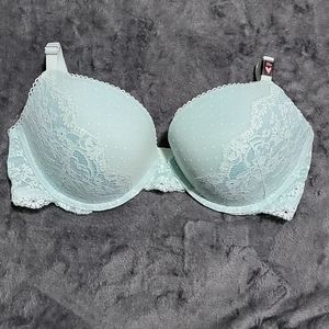NWT PUSH-UP BRA